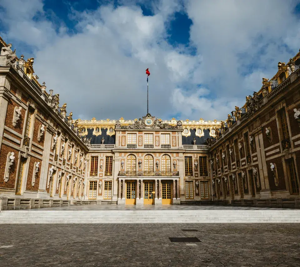 Versailles de face